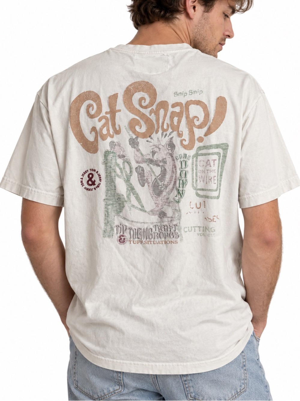 Tom & Jerry Men’s L White Cat Snap Embroidered Graphic Cartoon Tee Retro Velvet